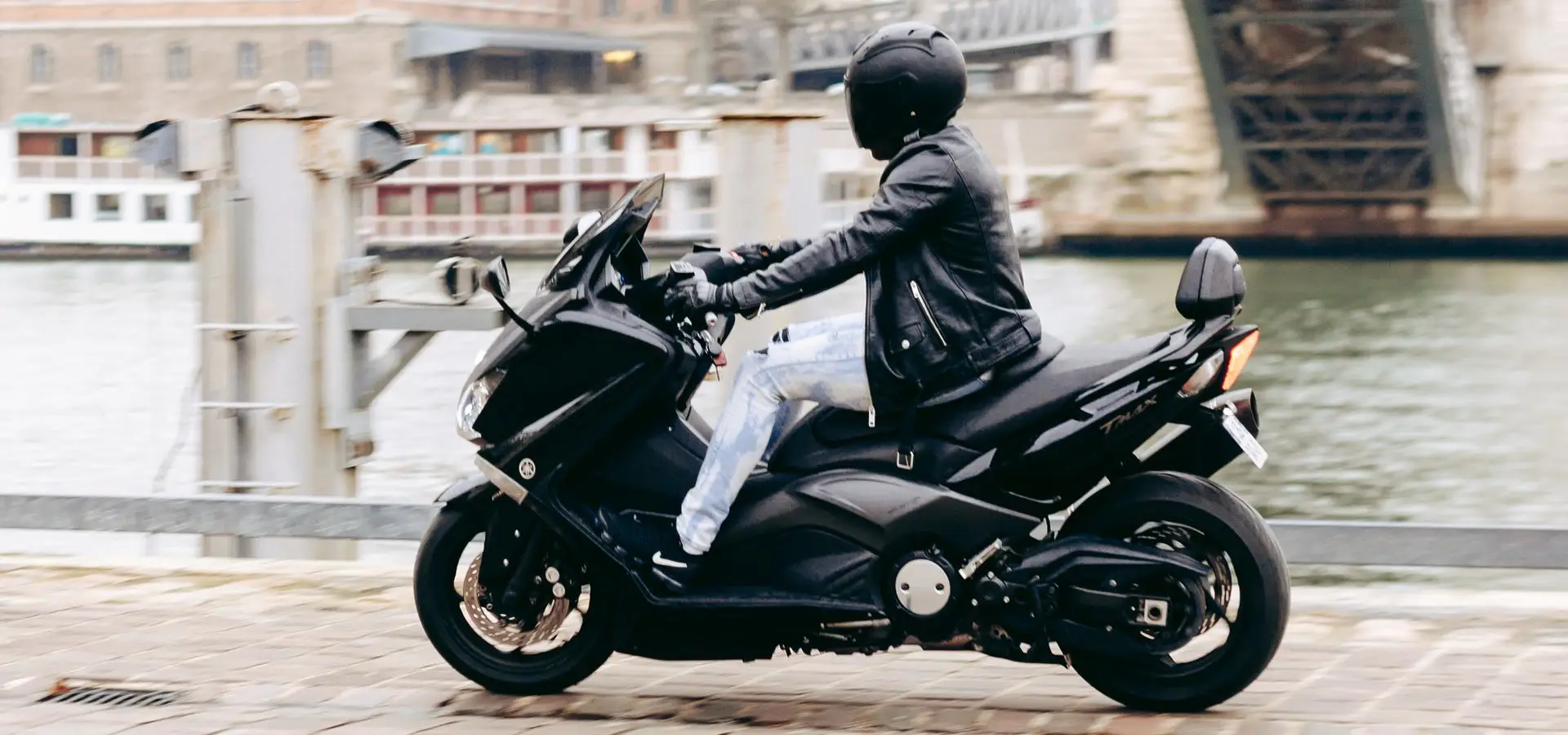 Yamaha TMAX, maxiscooter haut de gamme
